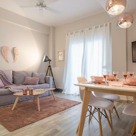 "Sunbow Earth"- Boutique New Apt In Dowtown Athena Bagian luar foto