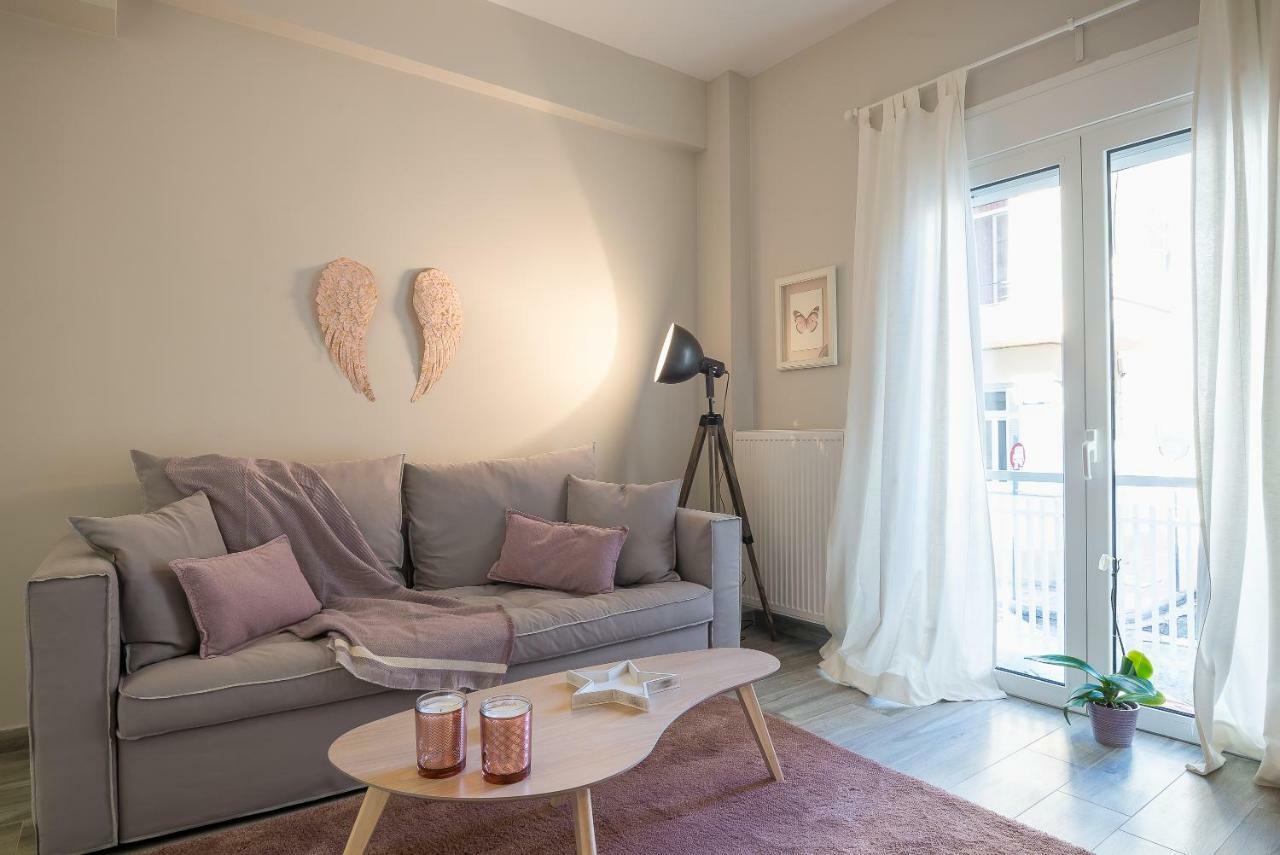 "Sunbow Earth"- Boutique New Apt In Dowtown Athena Bagian luar foto