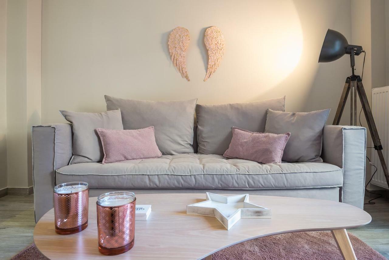 "Sunbow Earth"- Boutique New Apt In Dowtown Athena Bagian luar foto