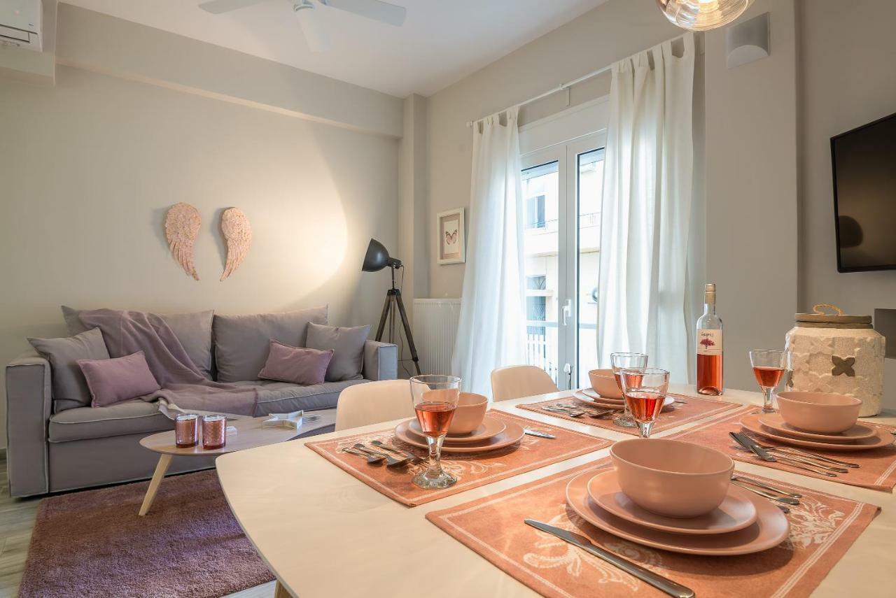 "Sunbow Earth"- Boutique New Apt In Dowtown Athena Bagian luar foto